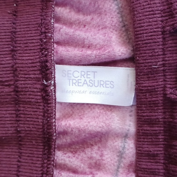 Secret Treasures Baby It's Cold 🥶 Outside PJ Top Med 8-10 &  PJ Pants M 8-10 - Picture 6 of 9